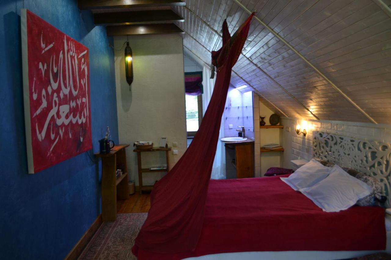 Romantic Guest House Kamyanets-Podilski Dış mekan fotoğraf