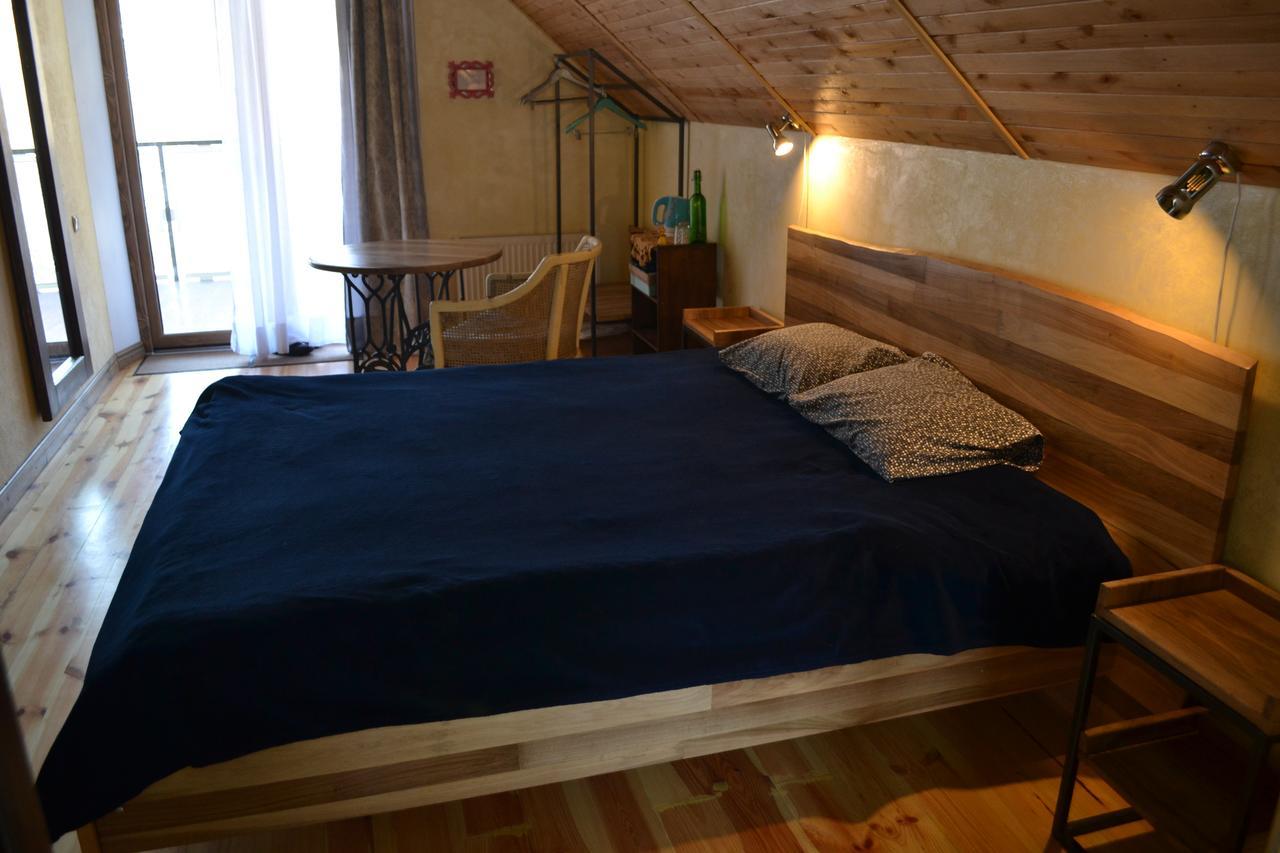 Romantic Guest House Kamyanets-Podilski Dış mekan fotoğraf