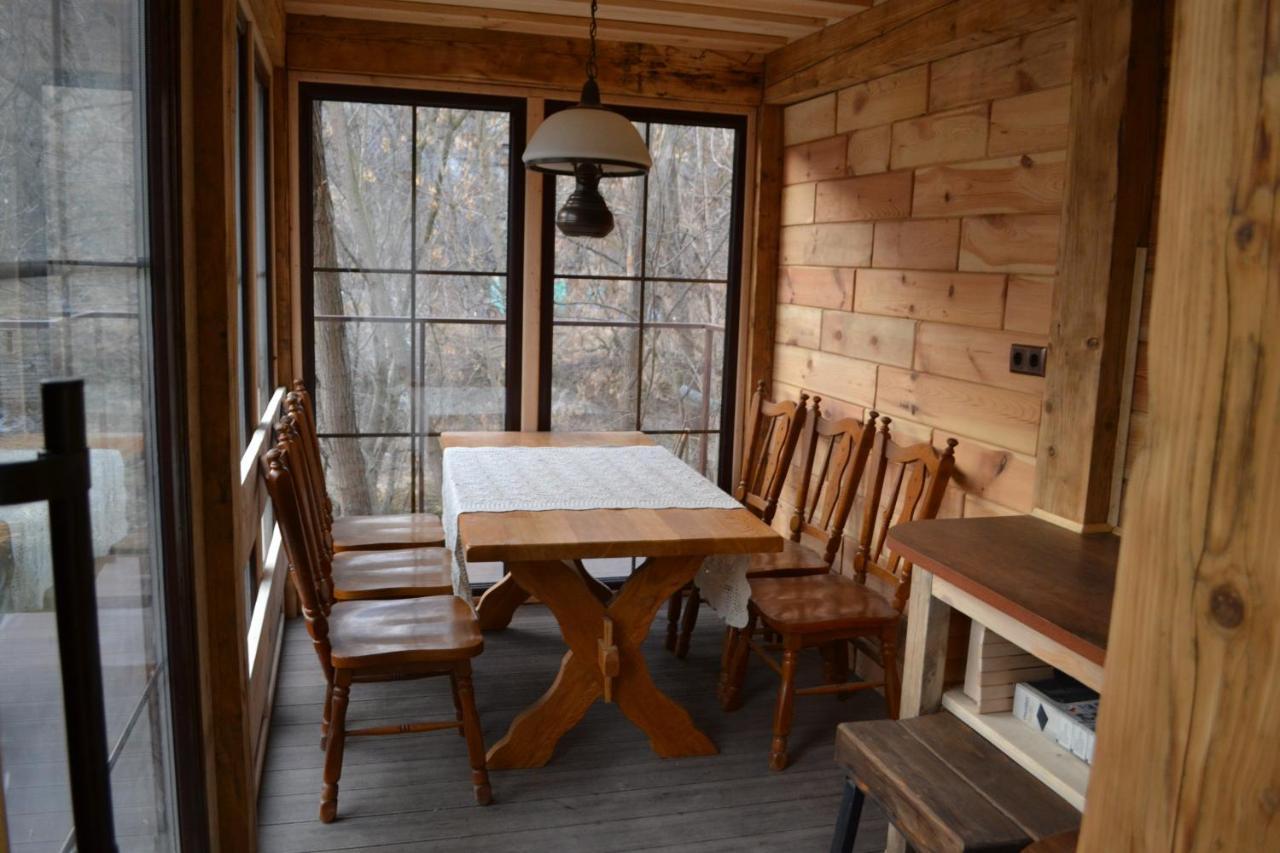 Romantic Guest House Kamyanets-Podilski Dış mekan fotoğraf
